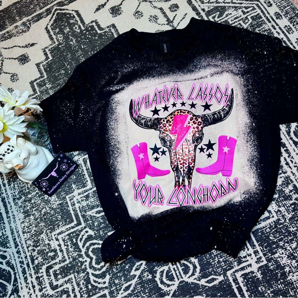 Black and Pink Short Sleeve Tee with Graphic Design
